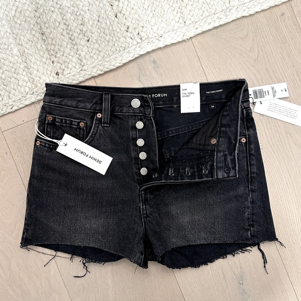 NWT ARITZIA DENIM FORUM YOKO SHORTS BLACK Sz 24